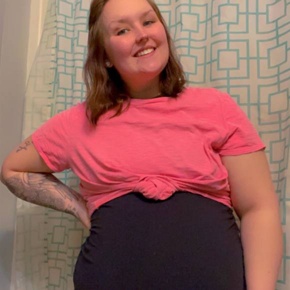 Meet your Posher, Shania - Picture 1 of 1